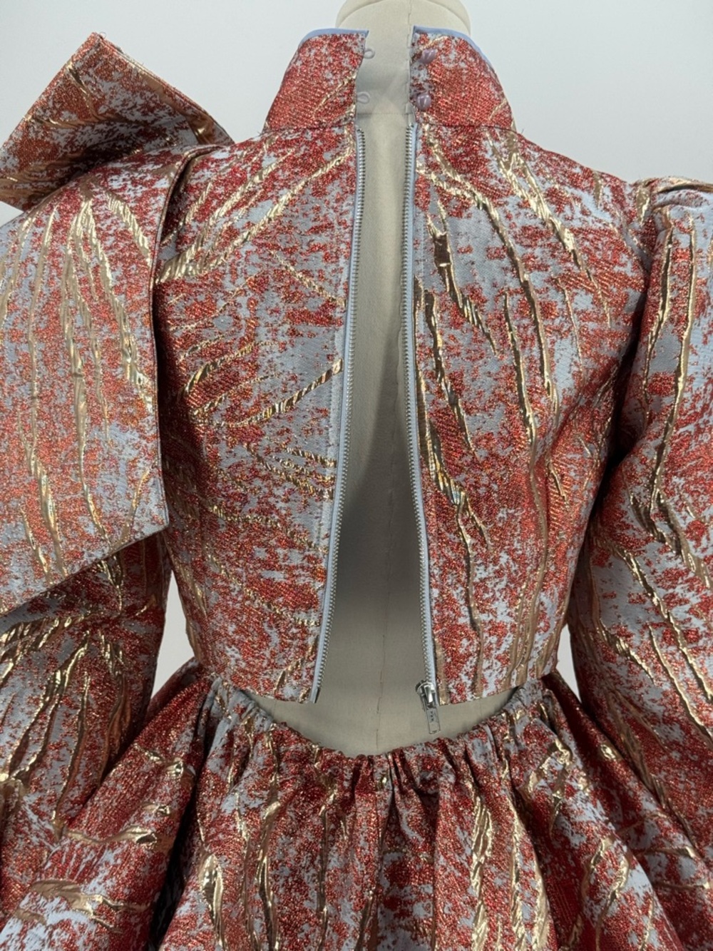 Akira Luxury Metallic Brocade Bow Peplum Blouse Elegant High Neck Statement Top - Picture 11 of 15